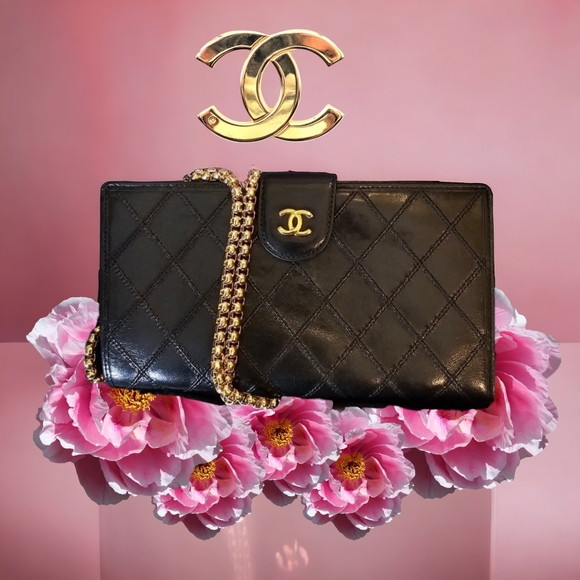 CHANEL Handbags - Chanel Bicolor Quilted Bifold Long Wallet CC Logo Black Lambskin N3308 Authentic